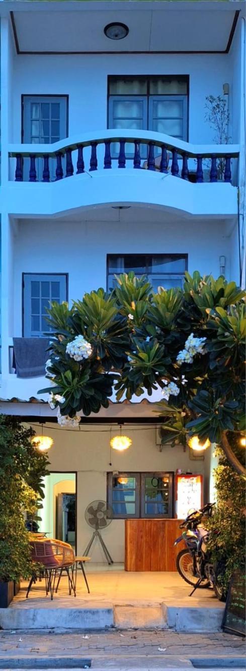 Jungle Cafe And Guesthouse Prachuap Khiri Khan Buitenkant foto