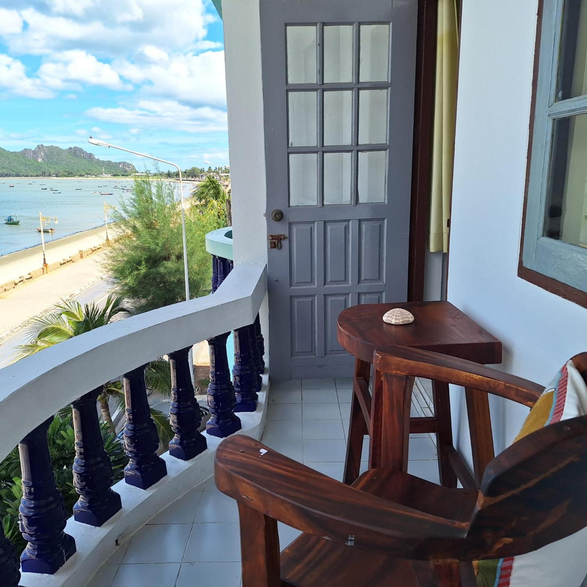 Jungle Cafe And Guesthouse Prachuap Khiri Khan Buitenkant foto